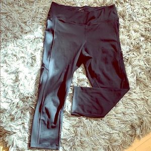 Nike black Capri tights with pockets